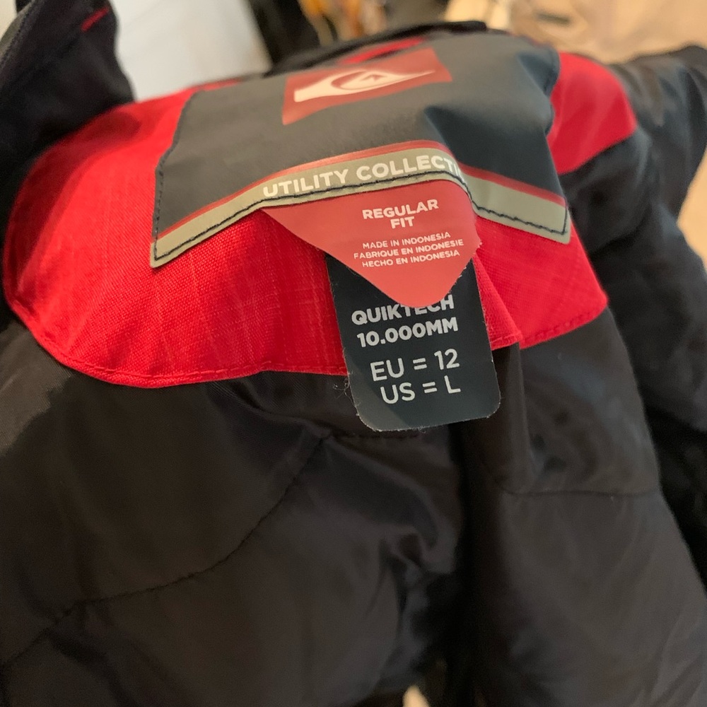 Kids quicksilver snow jacket size large